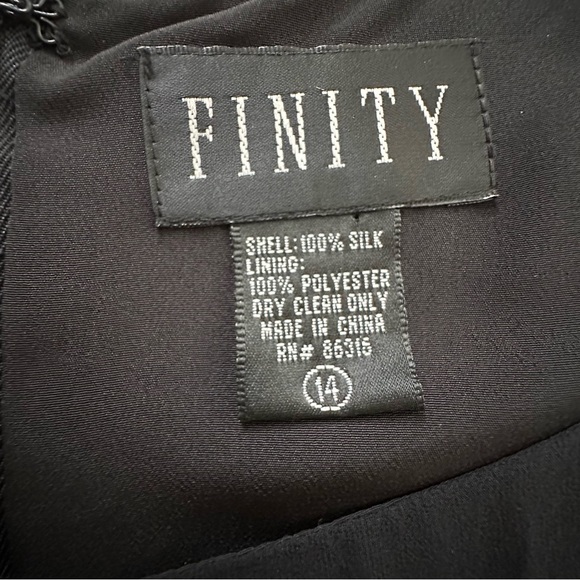 100% Silk Finity Short Sleeve Ruffle Hem Cocktail Dress Size 14 BNWT - Picture 2 of 13